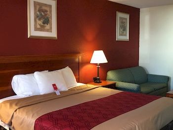 Econo Lodge Norwalk Exteriér fotografie