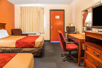 Econo Lodge Norwalk Exteriér fotografie